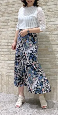 美品！パッチワークフレアスカート　グレースコンチネンタル