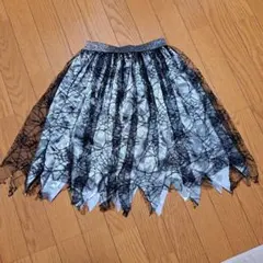 ハロウィン　クモの巣レーススカート