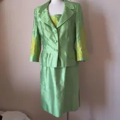 Item thumbnail for item 98df703c-d26e-4559-9c85-70c3006e6ef6