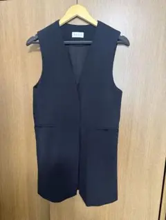 PLST ネイビー ノースリーブ ベスト