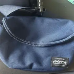 キャンバス ボディバッグ ネイビー