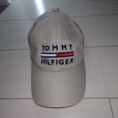 TOMMY HILFIGER ベージュキャップ