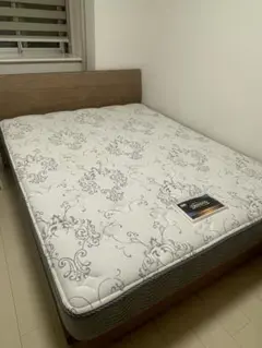 シモンズBeautyrest golden value フレームマットレスセット