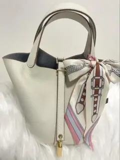 本革キューブバッグ