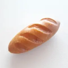 ブローチ　バゲット　パン　フランスパン　朝食　食べ物　ピン