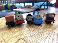カプセルトーマス