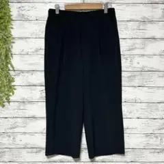 A1056　ワイドパンツ　ブラック　プリーツ入り　ストレッチ素材　7部丈　M