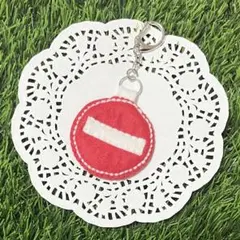 Item thumbnail for item b9ddcf7d-33a9-43c8-93eb-73362b6b218e