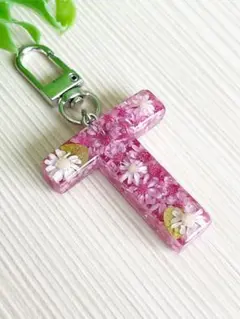 イニシャルバックチャーム【Tストロベリー】イニシャルキーホルダー