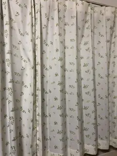 カーテン　4枚セット