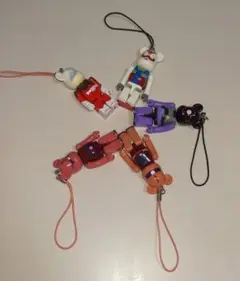 ベアブリック。ガンダム キーホルダー 5個セット