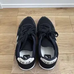 [新品・未使用] VEJA スニーカー　24cm