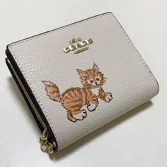 COACH スナップ ウォレット・ダンシング キトゥン CC472