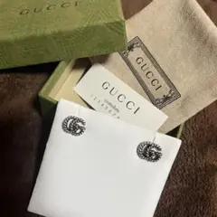 グッチ ピアス