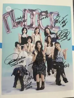 TWICE 直筆サイン大判写真 【20×25サイズ】