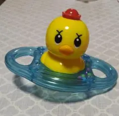 アヒル型ラトル おもちゃ