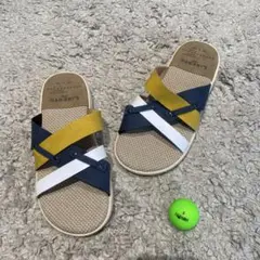 Liberto クロスストラップ サンダル B y エドウィン