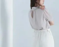 【7/31まで！月末セール中】美品 ハイネックシアースリーブブラウス