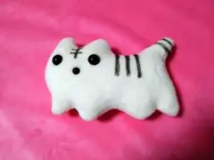 ほわいとたいがぁさんのぬいぐるみ