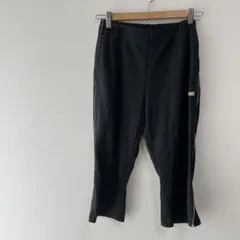 ellesse 【M】ジョガーパンツ ブラック 短め丈　スポーツ