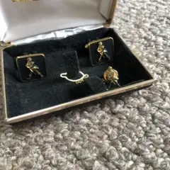 Item thumbnail for item 3f1d2bf2-b4f5-4b97-b9ce-b17513e40e24