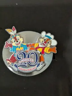 チップとデール 20周年記念ピンバッジ