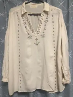 ダブルクローゼット W closet チロリアン、古着風 ブラウス