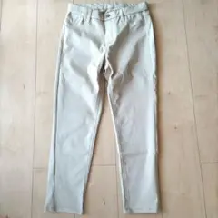 レディース　クロップドパンツ　シューラルー