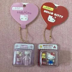 サンリオ　ミニチュアパッケージチャーム　キティちゃん　２種類セット　新品