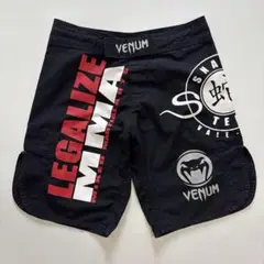 VENUM ファイトショーツ