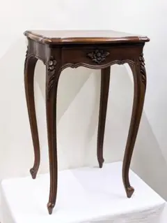 カリモク家具/ヴィンテージ/サイドテーブル/花台/猫足/花彫刻/レトロデザイン カリモク家具 - 貴重 karimoku カリモク サイド ナイト テーブル