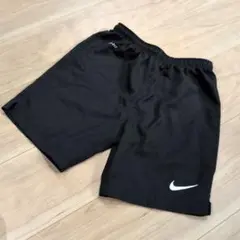 Nike Dri-FIT キッズブラックハーフパンツ　Ｓ