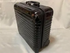 リモワ サルサ ビジネストローリー23L 2輪