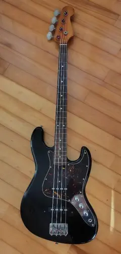 ☆約40年前のベース　メーカー不明　Tokai？　依頼品