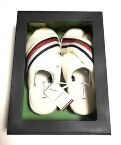 新品　TOMMY HILFIGER ￼￼ルームシューズ