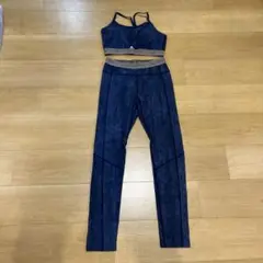 Item thumbnail for item ba6d2b8d-6913-4686-97eb-fa7de3d02569
