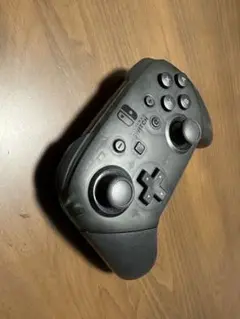 NINTENDO SWITCH PROコントローラ