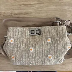 花柄刺繍付きショルダーバッグ