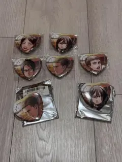 進撃の巨人 ハート型缶バッジ 特典 セット