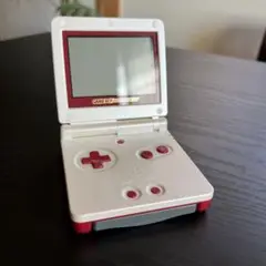 Nintendo GBA SP ゲームボーイアドバンスSP ファミコンカラー