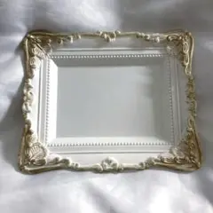 ホワイト装飾陶器風トレイ