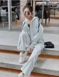 Item thumbnail for item 95072e04-d3d3-4cb5-a743-4df74b66403f