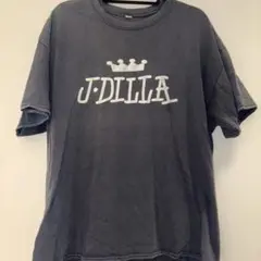 J DILLA（J・ディラ） ロゴ ヒップホップTシャツ