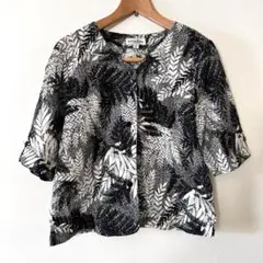 五分袖シャツ