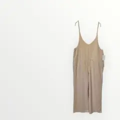 ベージュ サロペット オールインワン　ふりる　きれいめ