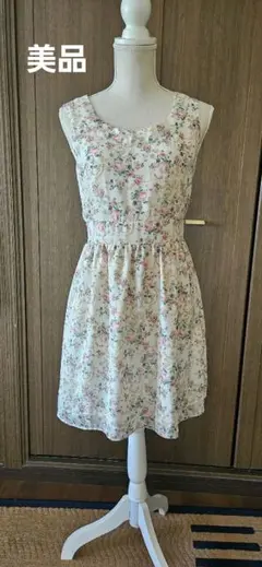 夏ノースリーブワンピース 美品