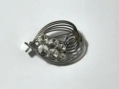 レトロな涙型クリスタルブローチ匿名発送