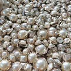 Item thumbnail for item 115bcd20-cf43-4579-b732-d077b95a947c
