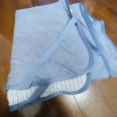 【人気】カインズ クール敷きパッド シングル　ブルー 冷感寝具 夏用 ひんやり