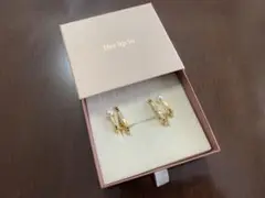 Her lip to / Double U-Tube Clip Earring